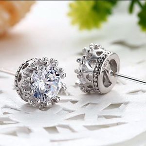 NEW 925 STERLING SILVER DIAMOND STUD EARNINGS